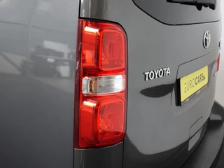 Toyota ProAce Toyota PROACE Electric Shuttle Long Extra Range Cool 75 kWh Navigatie Climate control Camera Parkeersensoren - afbeelding nr 14