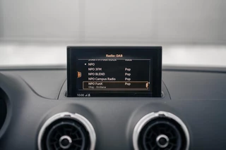 Audi S3 Audi S3 2.0 TFSI quattro Pano B&O Leder Schaalstoel Vol - afbeelding nr 32