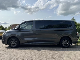 Ford Transit Custom Ford Transit Custom 340 2.5 PHEV L2H1 Limited | SCI | Voorraad | Kombi 9-persoons | Incl. BTW en BPM |  Dubbele schuifdeur | 17 inch lichtmetalen velgen | Trekhaak | Navigatie | Garantie 5 jaar of 200.000 km | Camera - afbeelding nr 6