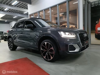 Audi Q2 35 TFSI S-TRONIC GREY PANORAMA LED NAVI XENON PDC XENON ZEER NETJES