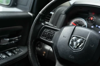 Dodge Ram 1500 Dodge Ram 1500 4X4 5.7 V8 4x4 Quad Cab 6'4 Pano Stoelverk. - afbeelding nr 24