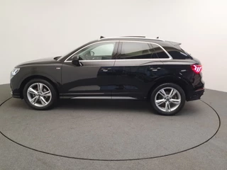 Audi Q3 Audi Q3 35 TFSI 150pk S-Tronic S-Line Panoramadak, Virtual cockpit, Camera - afbeelding nr 2
