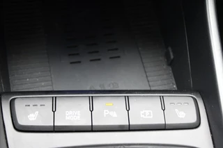 Hyundai Bayon Hyundai Bayon 1.0 T-GDI Premium Navi/Led/Cam/Pdc/Wint/Carplay/16