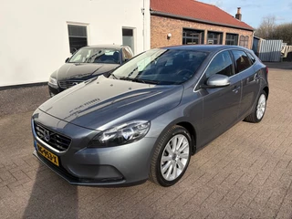 Volvo V40 2.0 T3 Momentum
