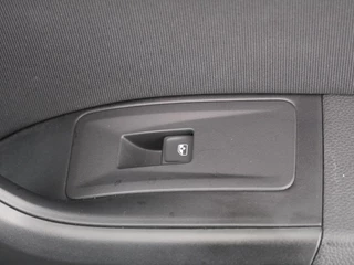 SEAT Ateca - Navigatie - 360 gr. camera - 19 inch LM velgen - Sportstoelen - 1.600 KG. trekgewicht - 12 maanden garantie - afbeelding nr 43