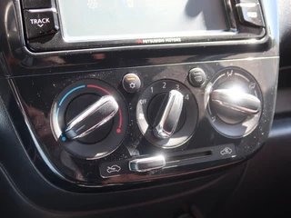Mitsubishi Space Star Mitsubishi Space Star 1.2 Instyle / Automaat / Stoelverwarming / - afbeelding nr 19