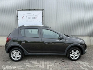Dacia Sandero Stepway Dacia Sandero 0.9 TCe Stepway Lauréate 2015 / Airco / Navigatie / Bluetooth / 2e eigenaar NAP - afbeelding nr 7