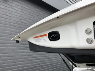 Mitsubishi Outlander Mitsubishi Outlander 2.4 PHEV Instyle 225 pk 4WD AUT. | 1e eigenaar | dealer onderhouden | leder interieur | trekhaak | navigatie - afbeelding nr 22