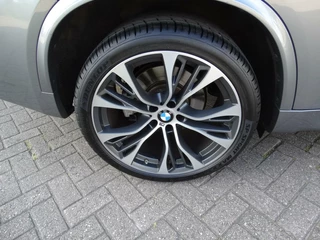 BMW X5 BMW X5 xDrive50i High Executive individual M-sport - afbeelding nr 28
