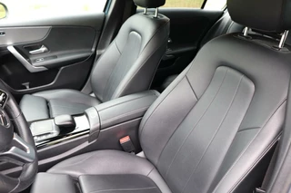 Mercedes-Benz A-Klasse Mercedes A-klasse 250 e phev widescreen cockpit leder stoelverwarming sfeerverlichting climate&cruise control sportzetels - afbeelding nr 15