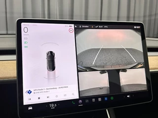Tesla Model 3 - afbeelding nr 14