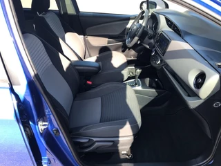 Toyota Yaris Toyota Yaris 1.5 HYB. DYNAMIC **Automaat/opendak/carplay** - afbeelding nr 7