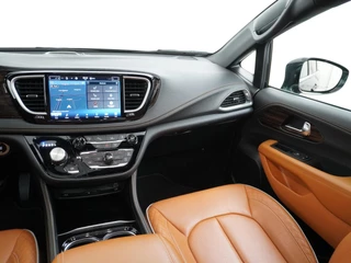 Chrysler Pacifica Chrysler Pacifica 3.6 V6 Hybrid 7 PERSOONS | ZEER LUXE UITGERUST | PANO | 360 CAMERA | LEDER+ STOELVENTILATIE+STOELVERWARMING - afbeelding nr 36
