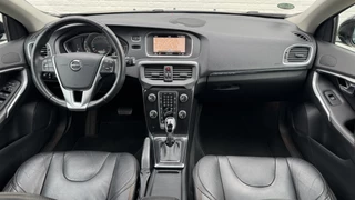 Volvo V40 Volvo V40 Cross Country 1.5 T3 Polar+ Luxury Automaat Cruise control Automatische airco Voorruitverwarming Premium audio PDC - afbeelding nr 4