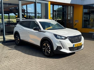 Peugeot 2008 Peugeot 2008 1.2 Pure Tech Allure 130pk - LED - Navi - afbeelding nr 4