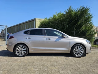 Hyundai i30 Hyundai i30 Fastback 1.0 T-GDI Premium, 1e Eig! Camera! Carplay! Zondag OPEN! - afbeelding nr 6
