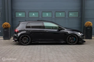 Volkswagen Golf Volkswagen Golf 2.0 TSI R 4Motion | Pano | Carbon | DSG | Stoelverwarming - afbeelding nr 5