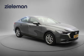 Mazda 3 2.0 e-SkyActiv-G M Hybrid Comfort - Carplay, Navi, Camera, Stoel/Stuur verw. PDC