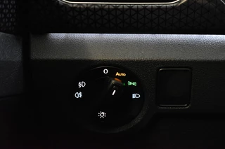 Volkswagen T-Cross Volkswagen T-Cross TSI 110PK DSG STYLE CAMERA/LED/CARPLAY - afbeelding nr 20