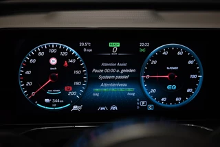 Mercedes-Benz EQC Mercedes-Benz EQC 400 4MATIC Premium Plus 80 kWh AMG - Memory - Distronic - Schuifdak - Keyless Entry - HUD - Ambiance Verlichting - afbeelding nr 35