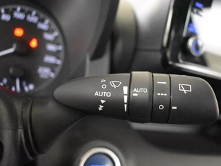 Toyota Yaris Toyota Yaris 1.5 Hybrid Edtion | Stuur en Stoelverwarming | Apple & Android C - afbeelding nr 22