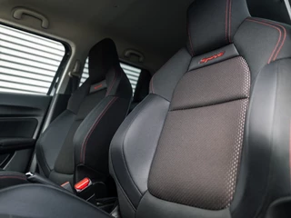 Suzuki Swift Suzuki Swift 1.4 Sport Navi Keyless CarPlay Stoelverwarming - afbeelding nr 19