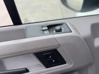 Volkswagen Crafter Volkswagen Crafter 35 2.0 TDI L3H3 EL Trendline AIRCO / CRUISE CONTROLE / TREKHAAK / 3 ZITS - afbeelding nr 14