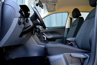 Volkswagen T-Cross Volkswagen T-Cross 1.0 TSI Life Business Rijklaarprijs-Garantie Apple CarPlay airco 16 Inch - afbeelding nr 10
