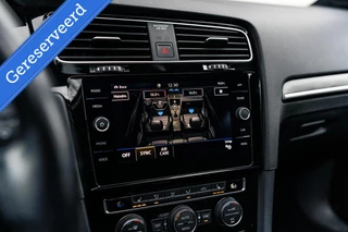 Volkswagen Golf Volkswagen Golf 2.0 TSI 4Motion R Pano Camera ACC - afbeelding nr 31
