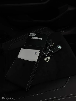 Volkswagen Passat Volkswagen Passat GTE I Pano l Dynaudio | Trekhaak - afbeelding nr 18