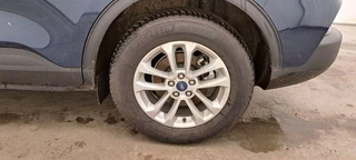 Ford Kuga Ford Kuga 2.5 PHEV Titanium 225pk | Driver Assistance Pack | Winterpack | AGR Stoelen met half leder | Trekhaak Wegklapbaar | Michelin Cross Climate - afbeelding nr 5
