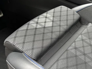 Volkswagen Tiguan Volkswagen Tiguan 1.5 eHybrid R-Line Edition Pano Keyless Matrix 360° 19'' BTW - afbeelding nr 19