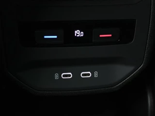 SEAT Leon SEAT Leon 1.4 TSI e-Hybrid PHEV | Stoel & stuurverwarming |  Leder/Alcantara | Carplay | Camera | Navigatie | Memory | Park Assist | Full LED - afbeelding nr 32