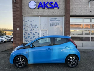 Toyota Aygo Toyota Aygo 1.0 VVT-i x-play 72 pk Automaat/CarPlay/Sportvelg/Garantie - afbeelding nr 3