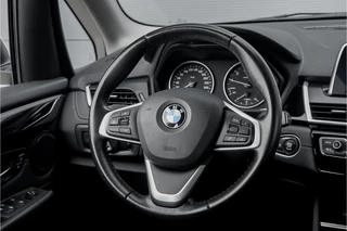 BMW 2 Serie BMW 2 Serie Active Tourer 218i Sport Line Navi Camera Trekhaak - afbeelding nr 19