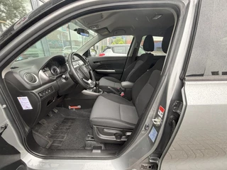 Suzuki Vitara Suzuki Vitara 1.0 Boosterjet Select | Trekhaak | All Season Banden - afbeelding nr 13