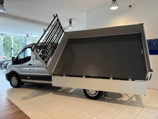 Ford Transit Ford Transit 350 2.0 TDCI L3 KIPPER 3 ZIJDIG DC TREND | KIPPER 3 ZIJDIG KANTELBAAR | OPEN LAADBAK | DUBBELE CABINE | TREKHAAK | DAB+ RADIO | CRUISE CONTROL | CLIMATE CONTROL | VERWARMBARE VOORRUIT | BLUETOOTH AUDIO | 7-PERSOONS | NIEUWE BUS! | 2800KG TREKGEWICHT! | - afbeelding nr 43