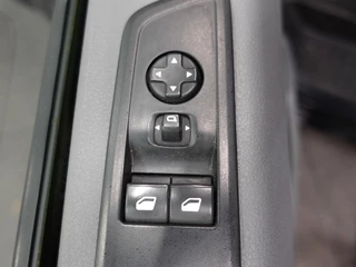 Opel Vivaro Opel Vivaro 2.0 CDTI Automaat L3H1 Edition 3-zits Airco Navigatie Trekhaak Cruise Carplay Sidebars - afbeelding nr 10
