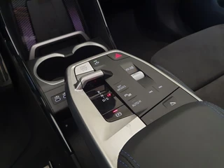 BMW X1 BMW X1 xDrive30e M-Sport Wegklapbare trekhaak, Panoramadak, Harman Kardon - afbeelding nr 16