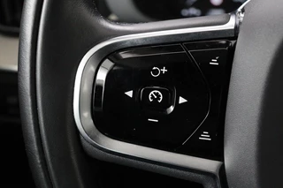 Volvo XC60 Volvo XC60 2.0 T6 Recharge AWD Inscription | Panoramadak |  Head-Up | Leder | Stoel & stuurverwarming | 360 camera | Harman/Kardon | Adaptive cruise | Full LED - afbeelding nr 16