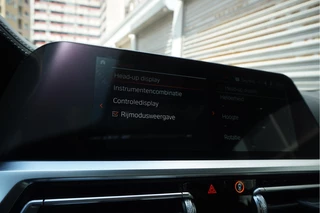 BMW 4 Serie BMW 4 Serie Coupé 440i xDrive High Executive | M-SPORT | SAN REMO GRUN | Panoramadak | Harman Kardon | Head Up Display | Adaptieve demping | APPLE CarPlay | 360 graden Camera - afbeelding nr 35