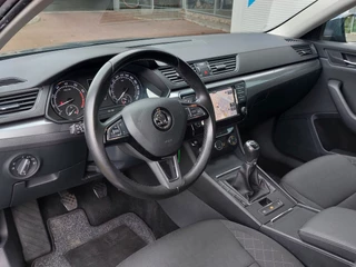 Škoda Superb 1.4 TSI 126pk Active Business | Origineel NL | Navi + Apple Carplay + Android Auto | Clima | Cruise | Pdc | Bluetooth Carkit+Streaming | Licht+Regensensor | Mistlampen | 16''lm | Trekhaak - afbeelding nr 8