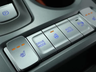 Hyundai Kona Hyundai Kona EV Fashion 64 kWh | Afneembare trekhaak | Navigatie | Camera - afbeelding nr 43