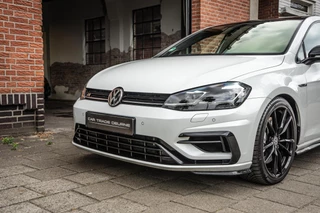 Volkswagen Golf Volkswagen Golf 2.0 TSI 4Motion R Pano / Dyn / DCC - afbeelding nr 9