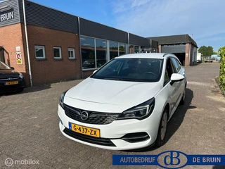 Opel Astra Opel Astra Sports Tourer 1.2 Business Edition - afbeelding nr 2