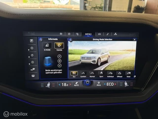 Volkswagen Touareg Volkswagen Touareg 3.0 R|Pano|Massage|Hybrid|21