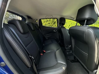 Renault Clio Renault Clio 1.2 TCe INTENS, FACELIFT, NAVI, CRUISE, LEDER, ECC-AIRCO, KEYLESS, LED, PARKEERSENSOREN, LICHTMETAAL 17