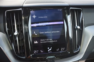 Volvo XC60 Volvo XC60 2.0 B4 AWD INSCRIPTION / ADAP. CRUISE / P.DAK / 360 CAM./ H&K AUDIO - afbeelding nr 35