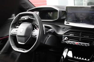 Peugeot 2008 Peugeot 2008 1.2 130PK AUTOMAAT GT PACK | NAVIGATIE | FULL LED KOPLAMPEN | DRAADLOZE APPLE CARPLAY/ANDROID AUTO | ADAPTIVE CRUISE CONTROL | CAMERA VOOR + ACHTER | CLIMATE CONTROL | LICHTMETALEN VELGEN 17