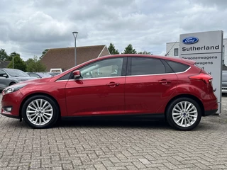 Ford Focus Ford Focus 1.5 Ecoboost Titanium 150pk Automaat | Trekhaak | Navigatie | Voorruit verwarming | 17 inch velg | Climate control - afbeelding nr 4